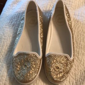 Jack Rogers Sz 7 gold slip ons